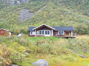 Holiday home Laukvik III